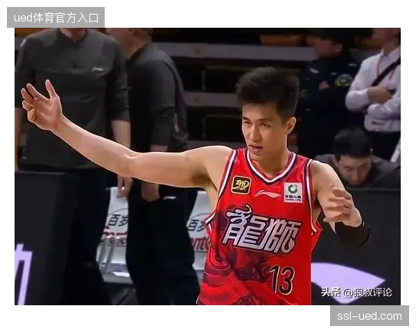 广州男篮或放弃顶薪续约郭艾伦,其高商业价值与持续的伤病风险构成续约博弈焦点 广州男篮或放弃顶薪续约郭艾伦,其高商业价值与持续的伤病风险构成续约博弈焦点